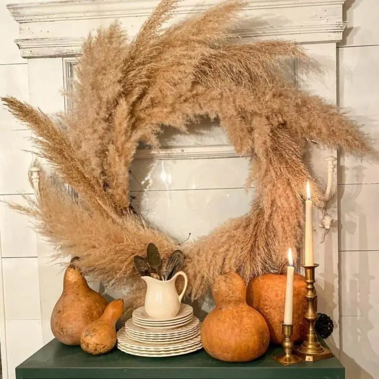 Beige Pampas Grass Wreath