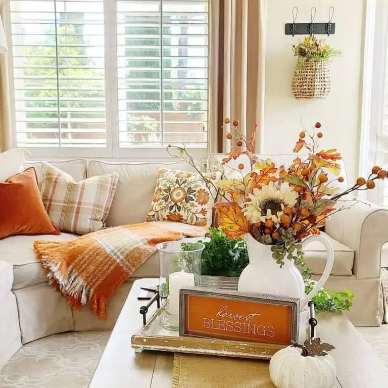 Fall Coffee Table Arrangement