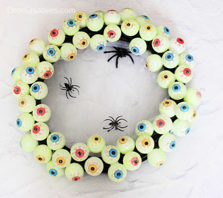 Halloween Eyeball Wreath
