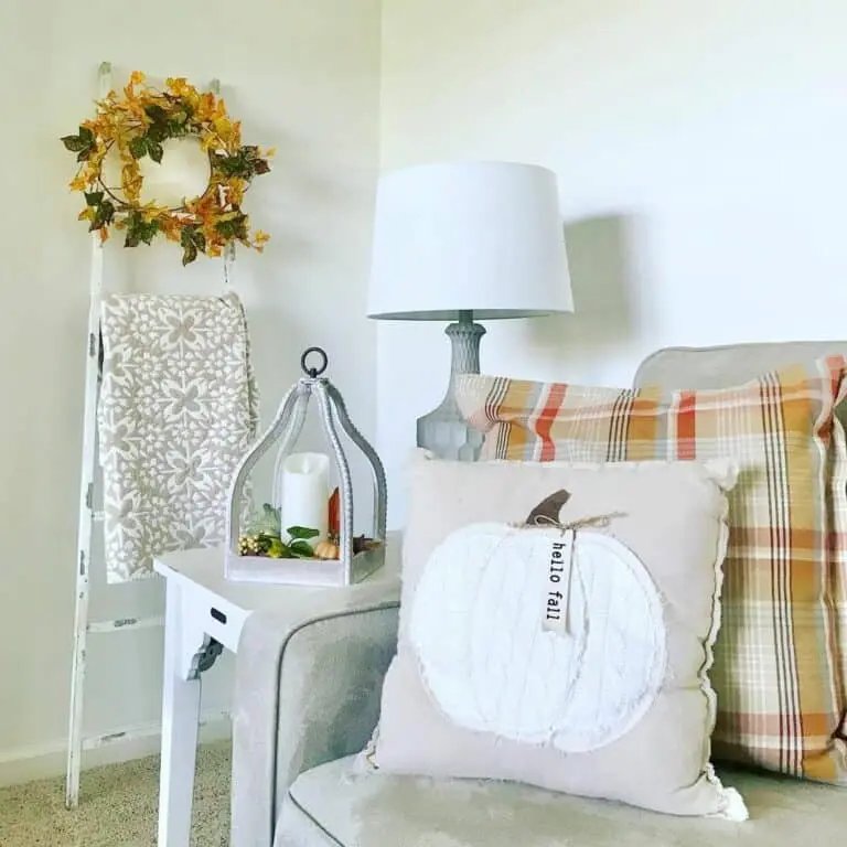 Simple Maple Leaf Wreaths