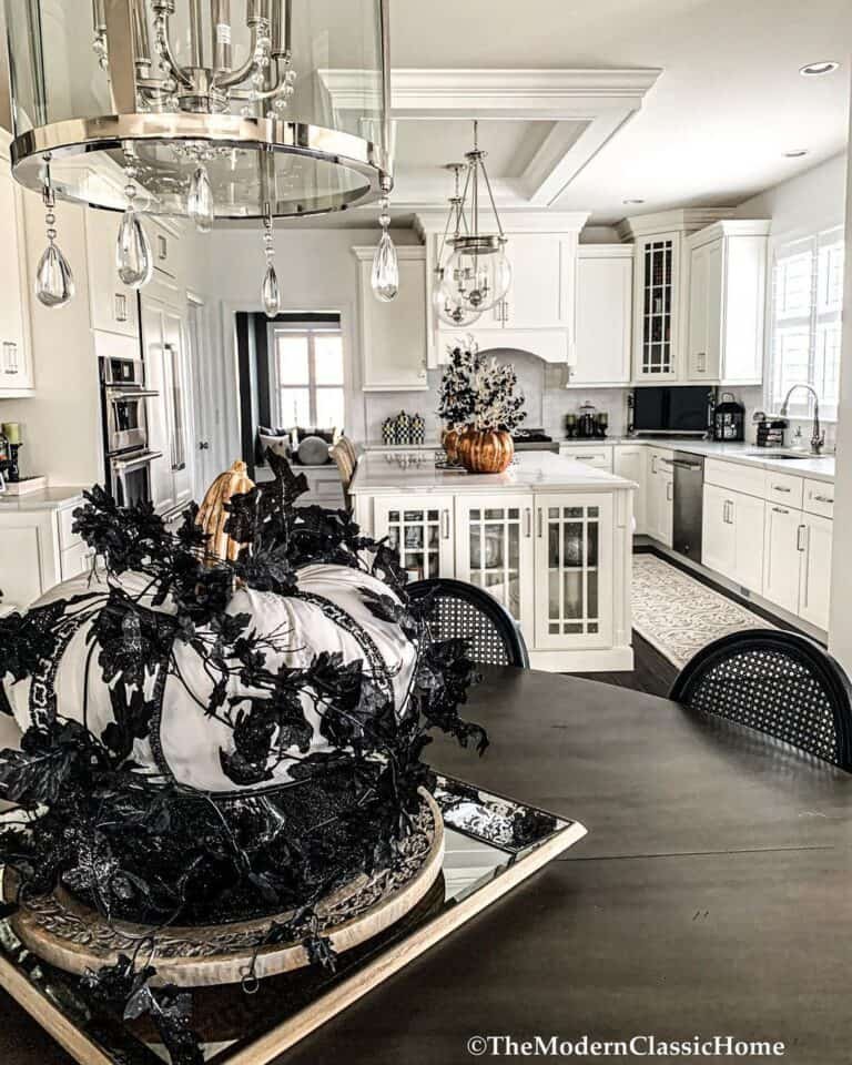 Black and White Fall Decor