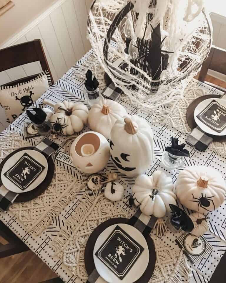 Black and White Table Setting