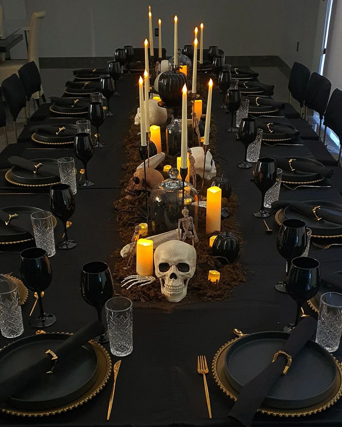 Candlelit Skull Centerpiece