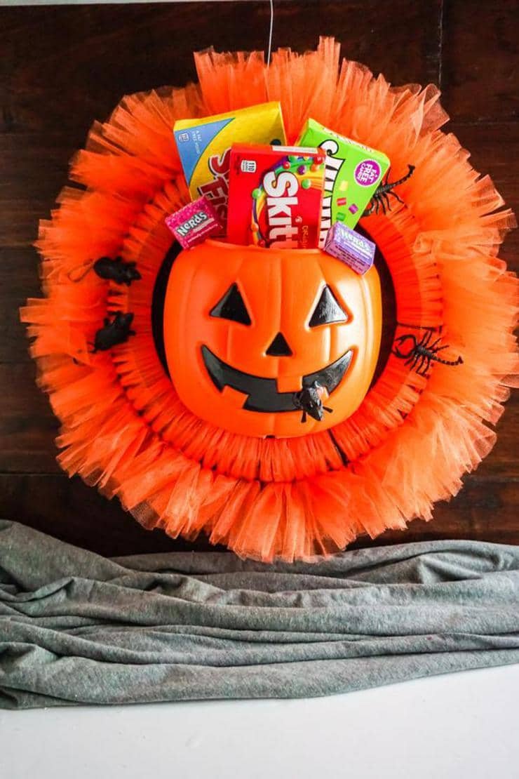 Candy Basket Wreath