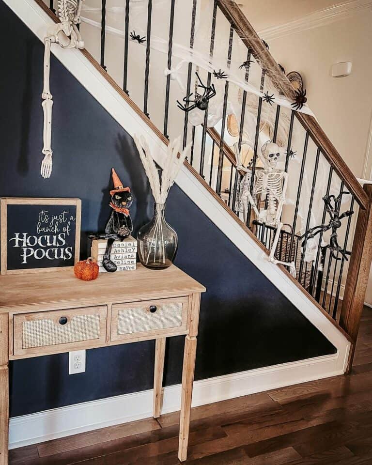 Halloween Decor Entryway Design