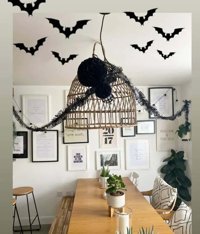 Halloween Dining Room Decor