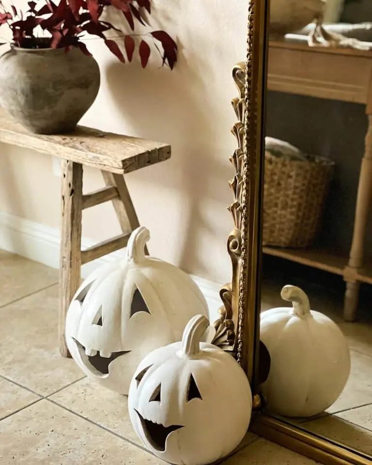 Jack-o-Lanterns on Beige Tile
