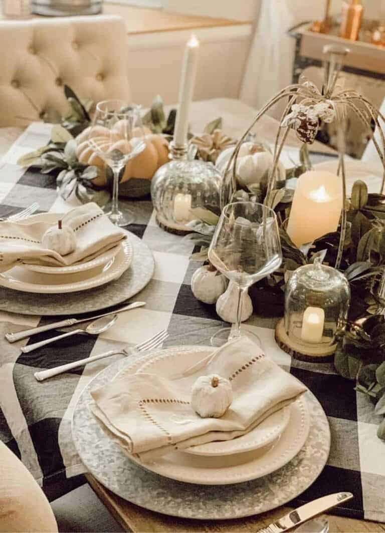 Neutral Fall Dining Table Decor