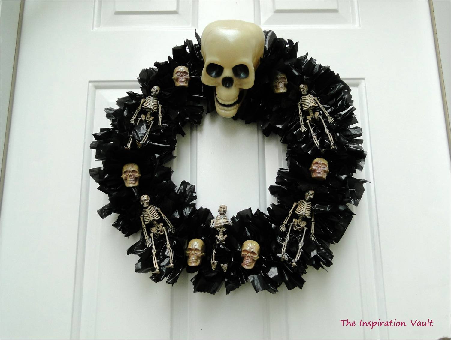 Skeleton Halloween Wreath