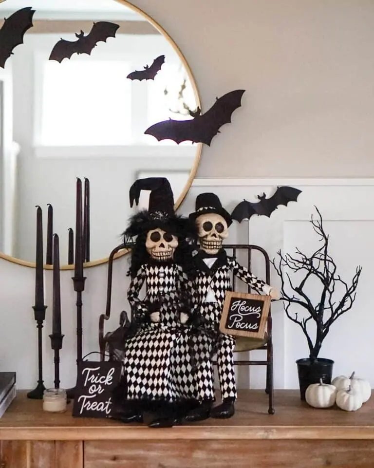 Spooky Themed Couple Display