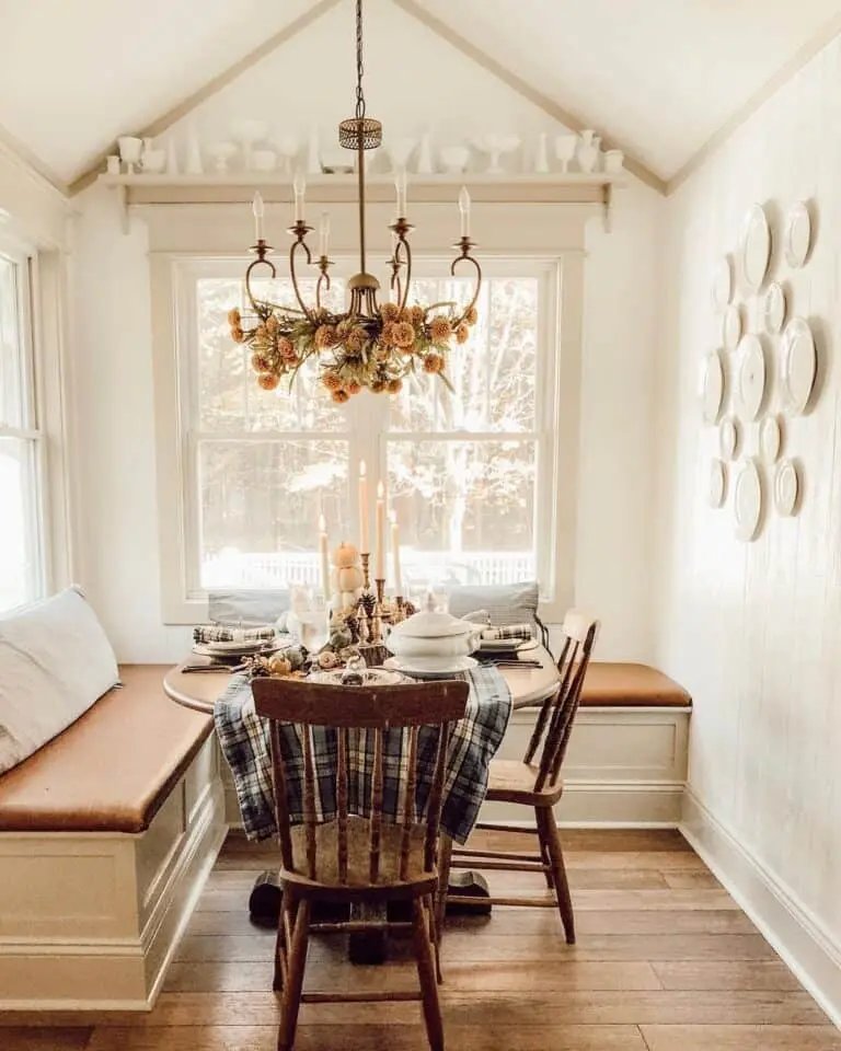 Vintage Plaid Decor in Kitchen