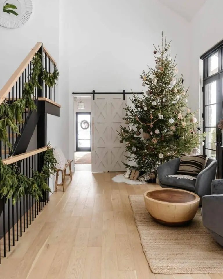 Black Staircase Garlands