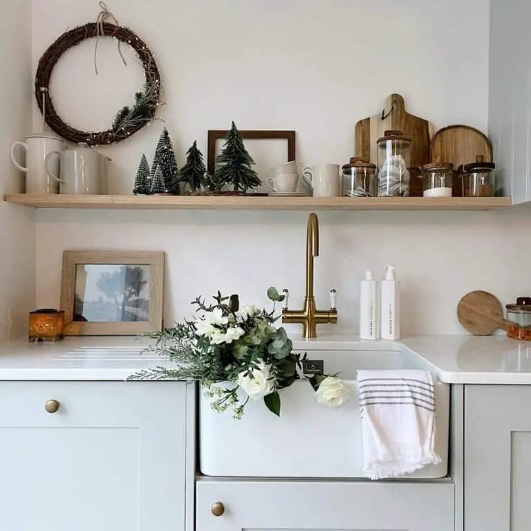Christmas Kitchen Shelf