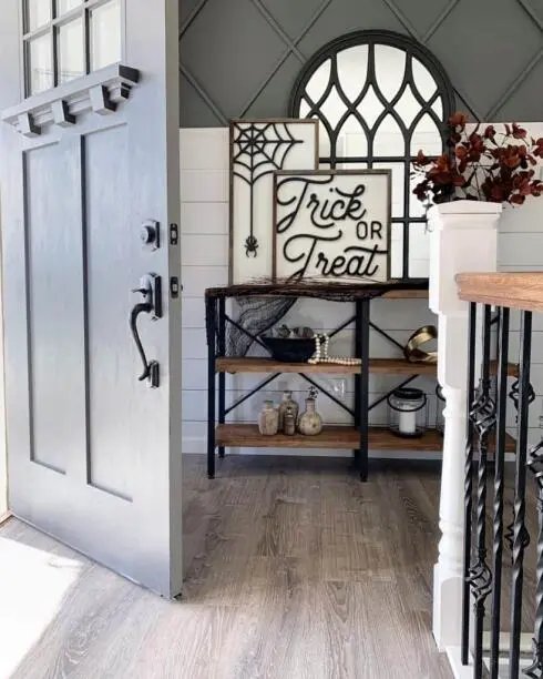 Entryway Table Halloween Signs