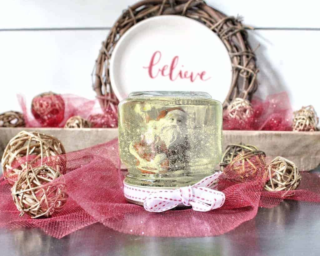 Mason Jar Snow Globe