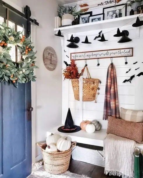 Mini-Witches Home Décor