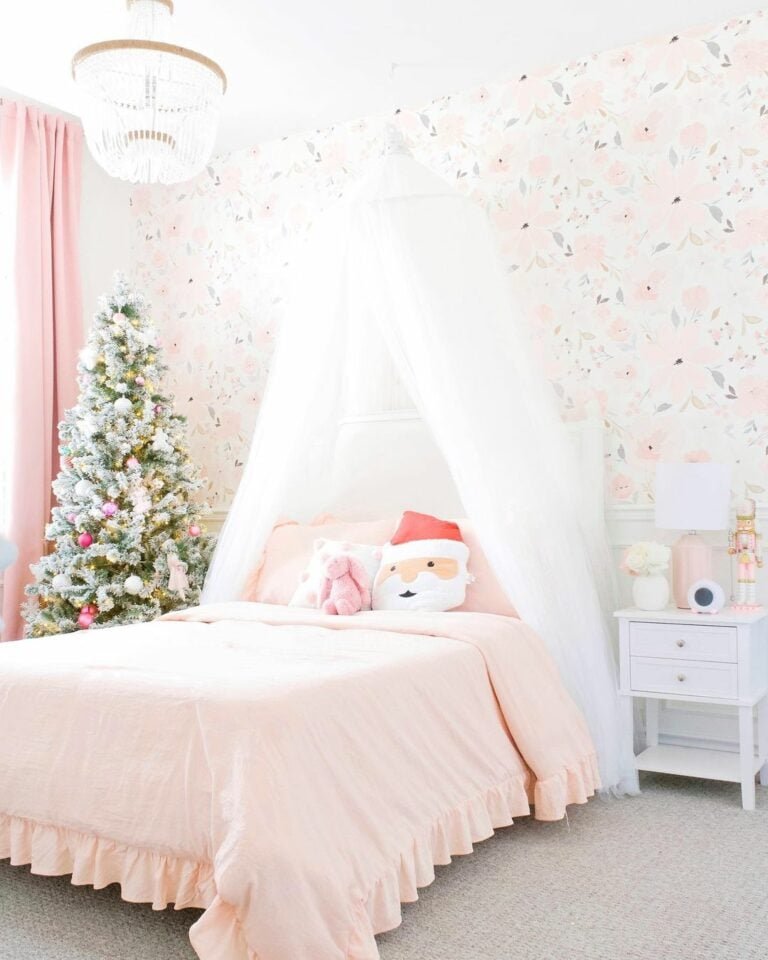 Pink Canopy Bedroom