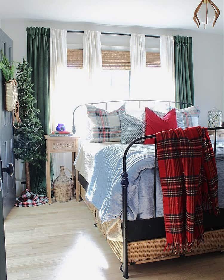 Plaid Bedroom Tree
