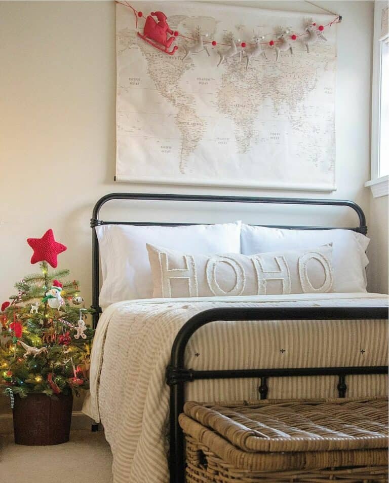 Red Christmas Accents