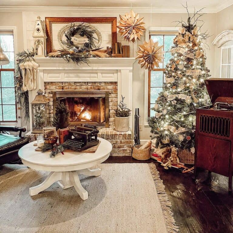 Rustic Snowflake Tree