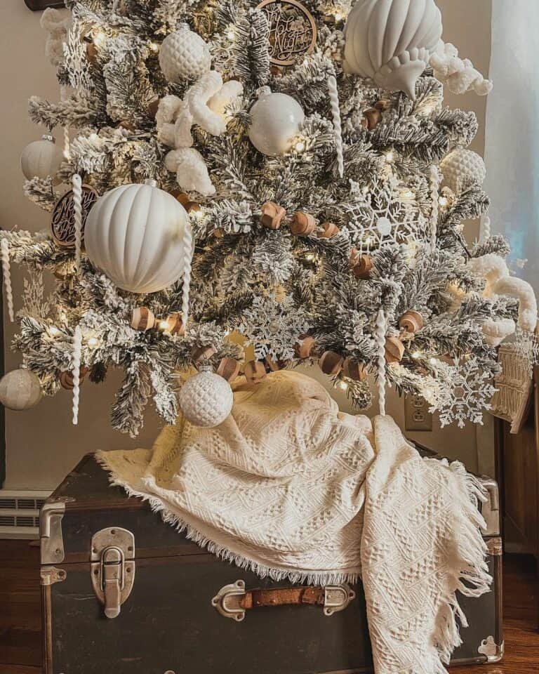 Small Tree Vintage Trunk