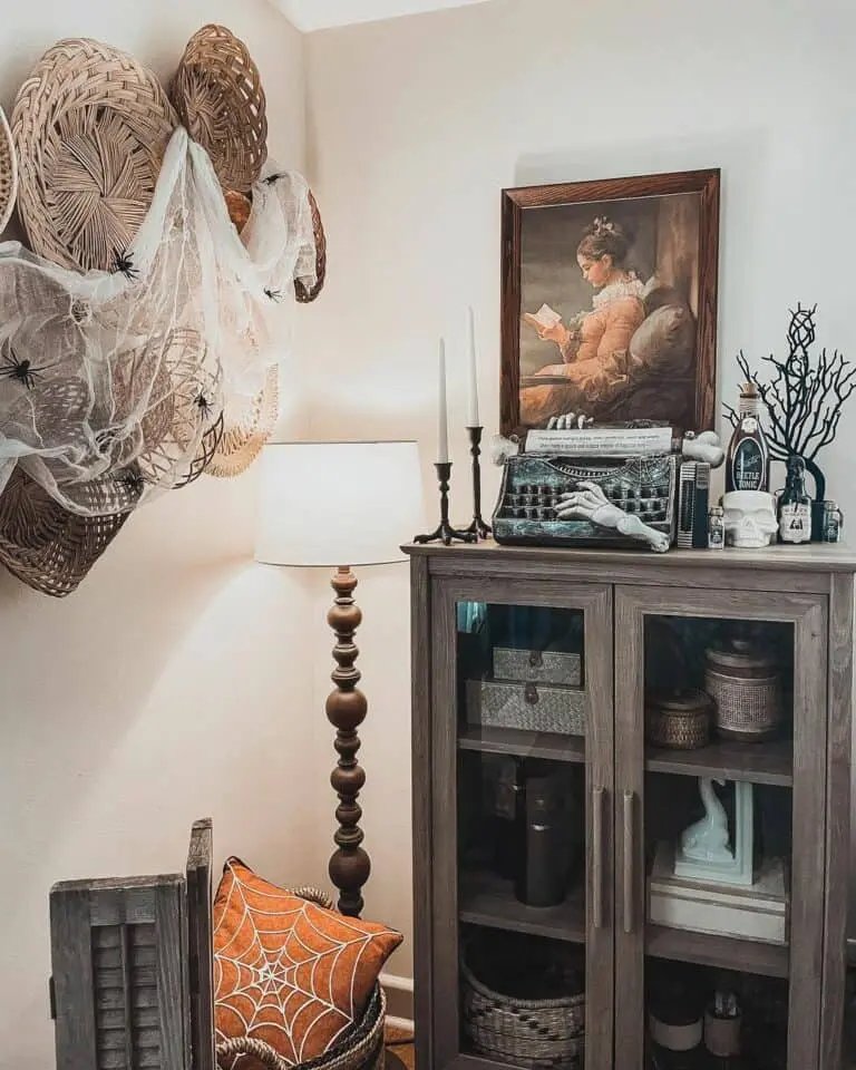 Spooky Cozy Display Corner