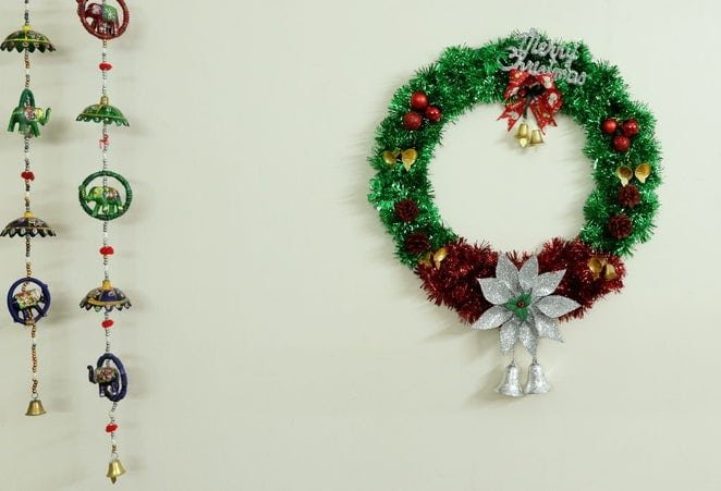 Tinsel Garland Wreath