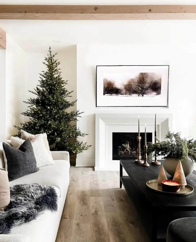 White Mantel Tree