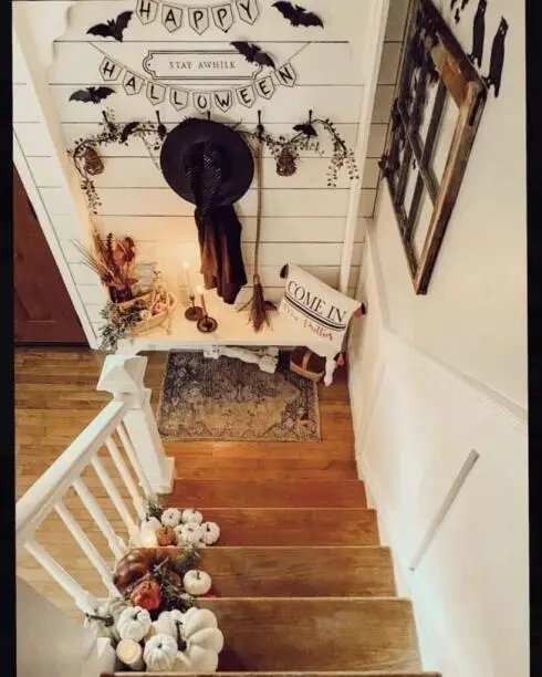 Witch Themed Entryway Décor