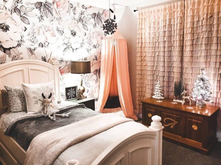 Black Snowflake Bedroom