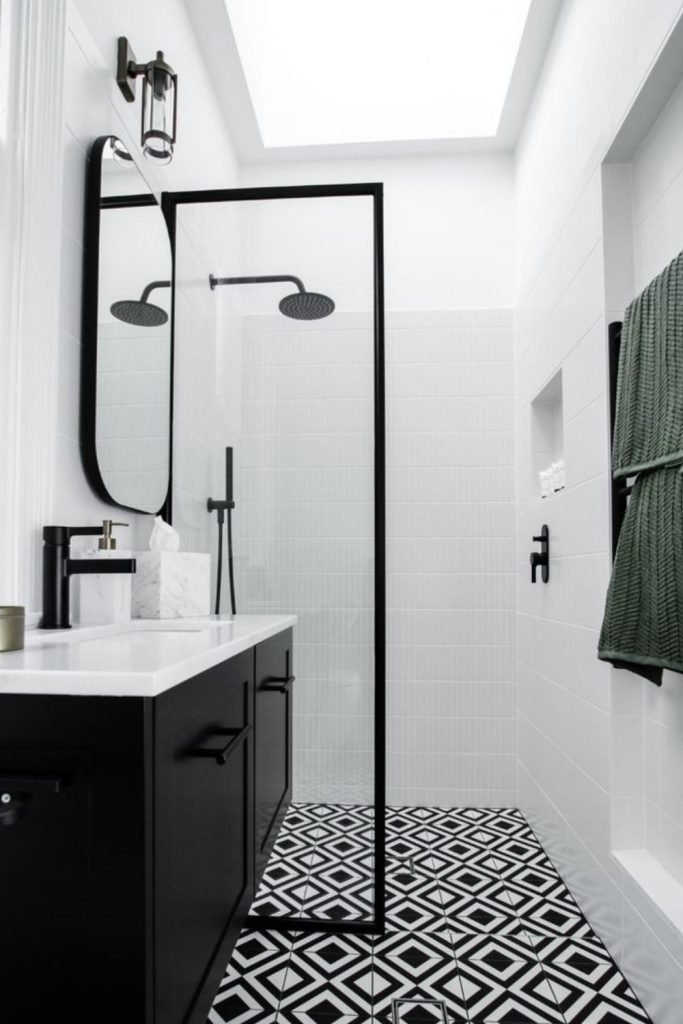 Black Tile Wetroom